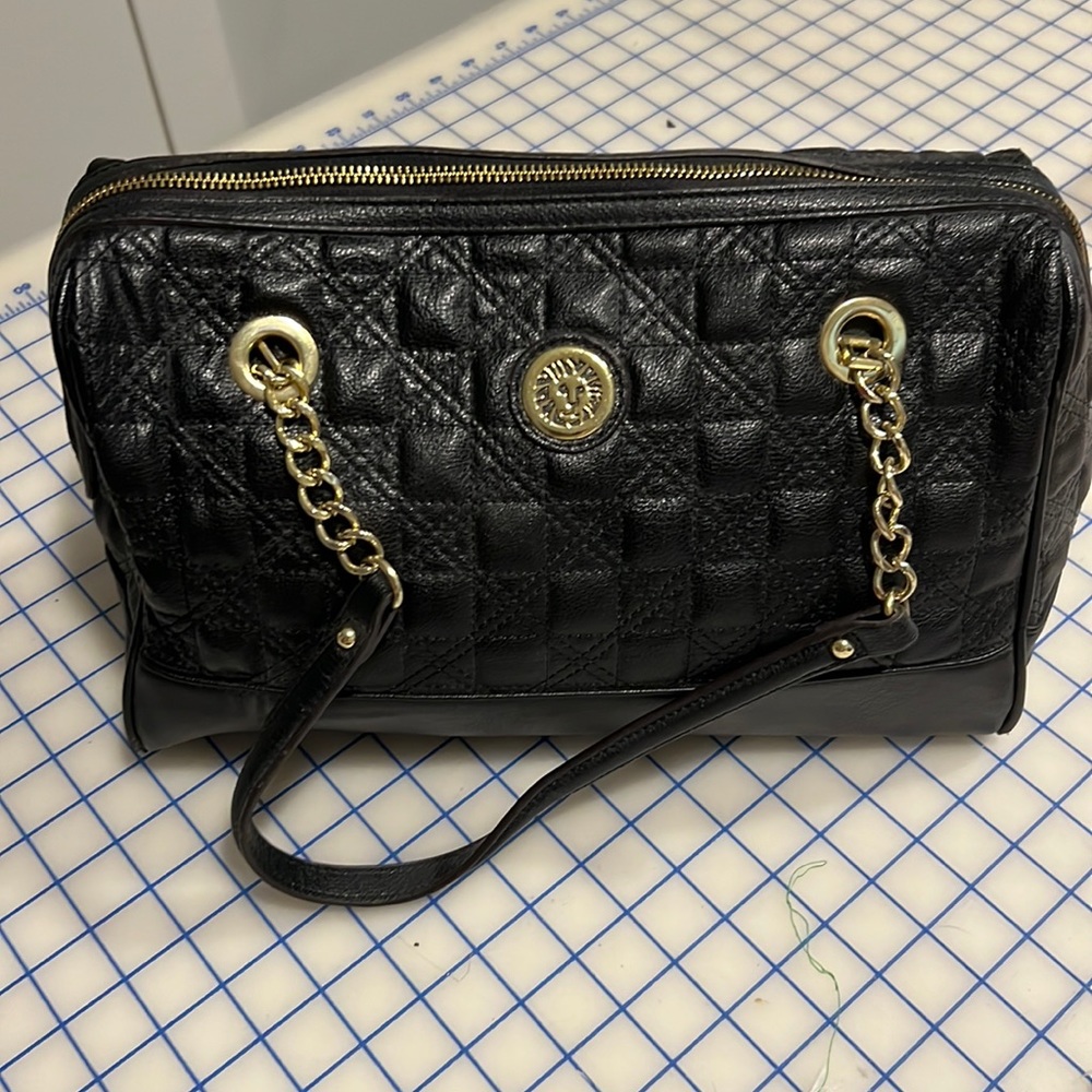 Anne Klein shoulder bag. Quilted leather